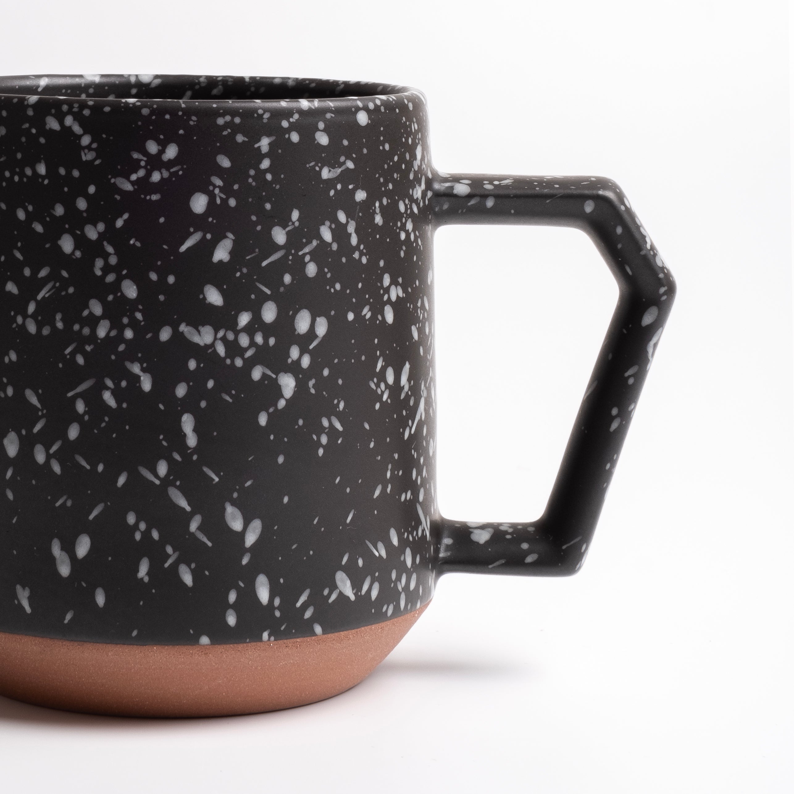 Chips Mug Large 380ml - Speckled Black