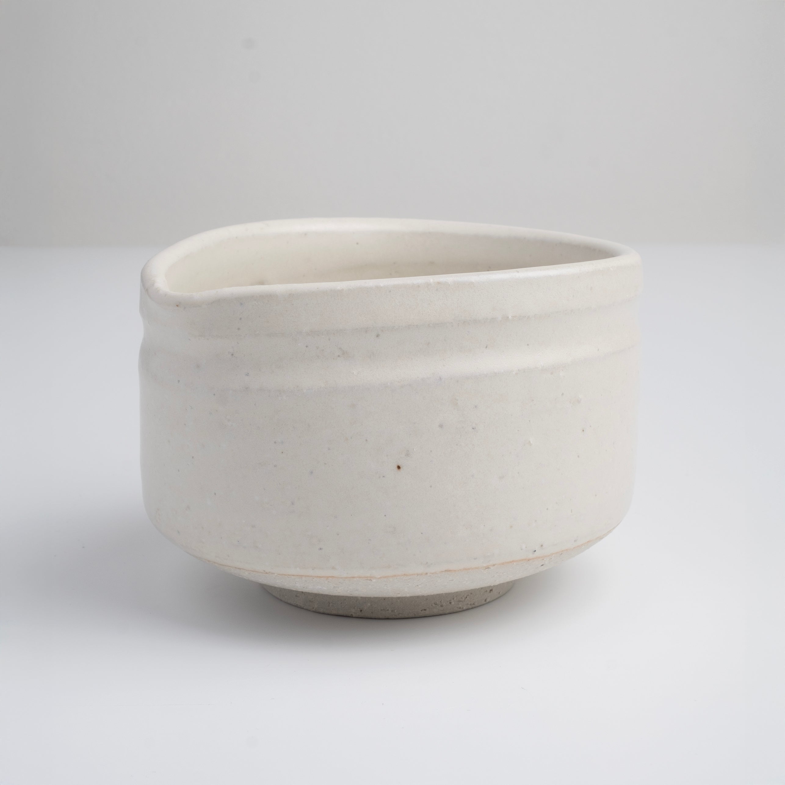 Matcha Bowl with Spout Large - Cream
