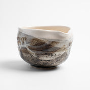 Tsuchi no Yuki Matcha Bowl with Spout - Snow