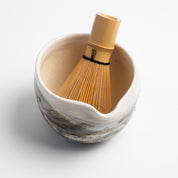 Tsuchi no Yuki Matcha Bowl with Spout - Snow