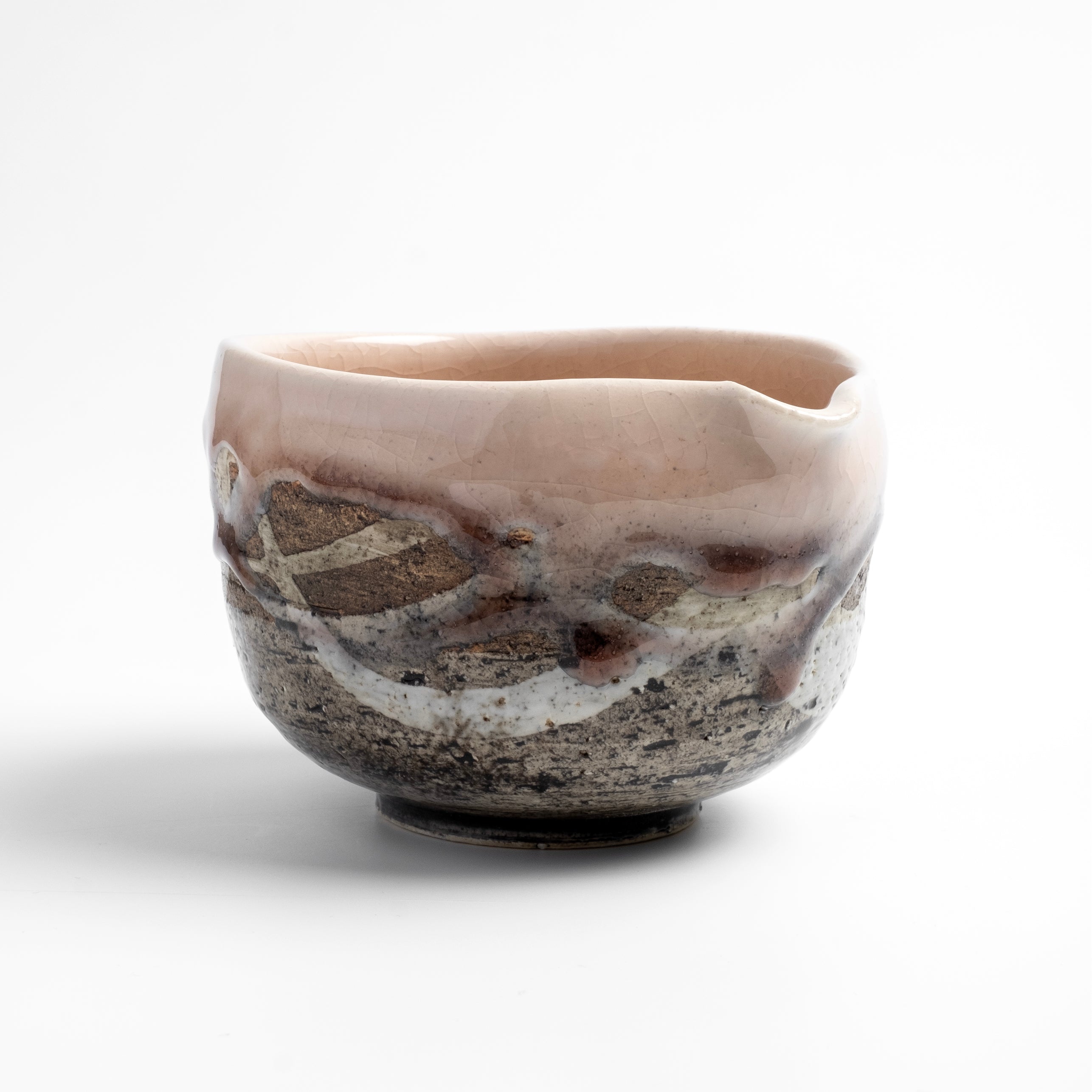 Tsuchi no Yuki Matcha Bowl with Spout - Peach