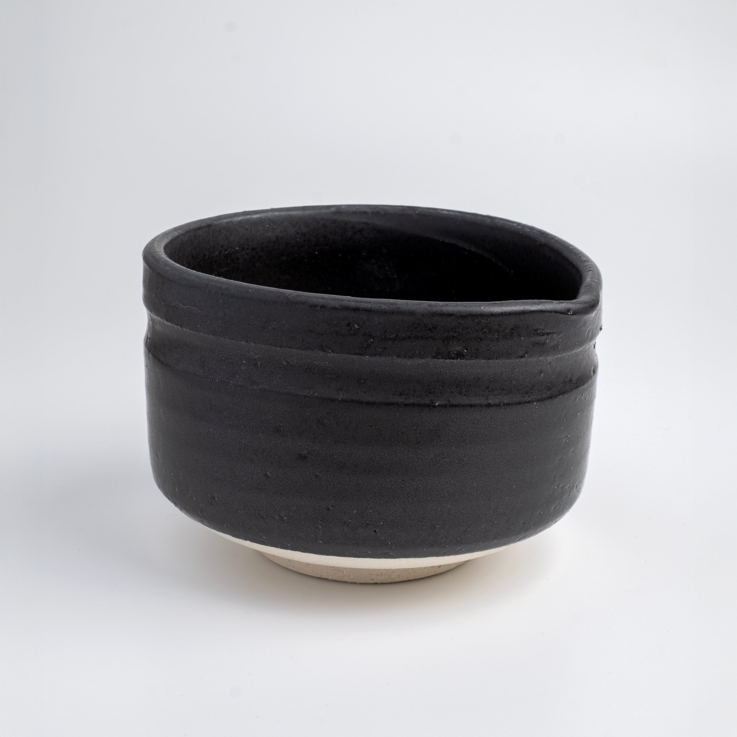 Matcha Bowl with Spout Large - Kuromitsu