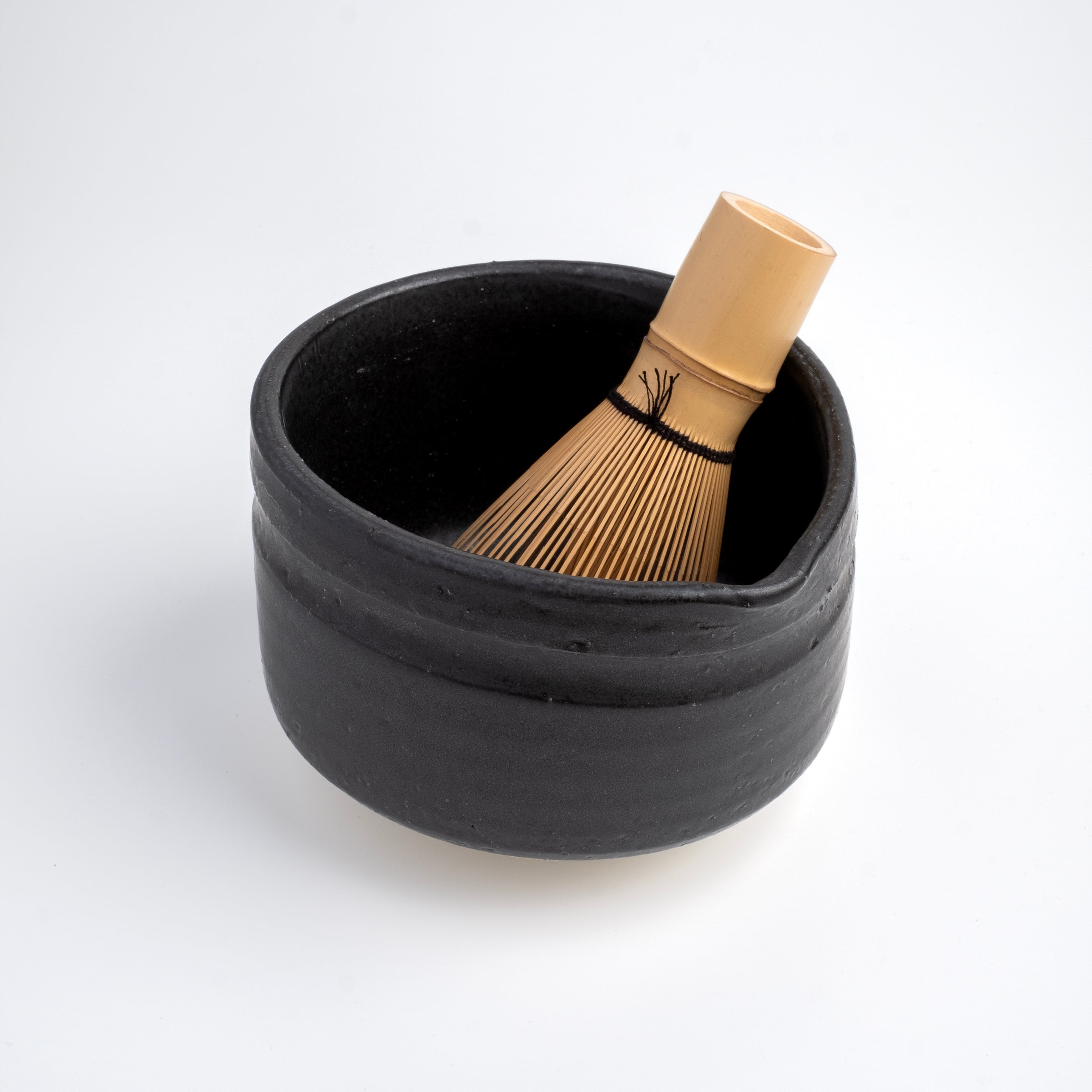 Matcha Bowl with Spout Large - Kuromitsu