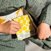Studio Sakana - Isa monyo Reversible Sprout Yellow/Light Green Furoshiki