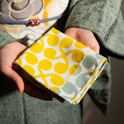 Studio Sakana - Isa monyo Reversible Sprout Yellow/Light Green Furoshiki