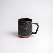 Chips Mug Large 380ml - Speckled Black