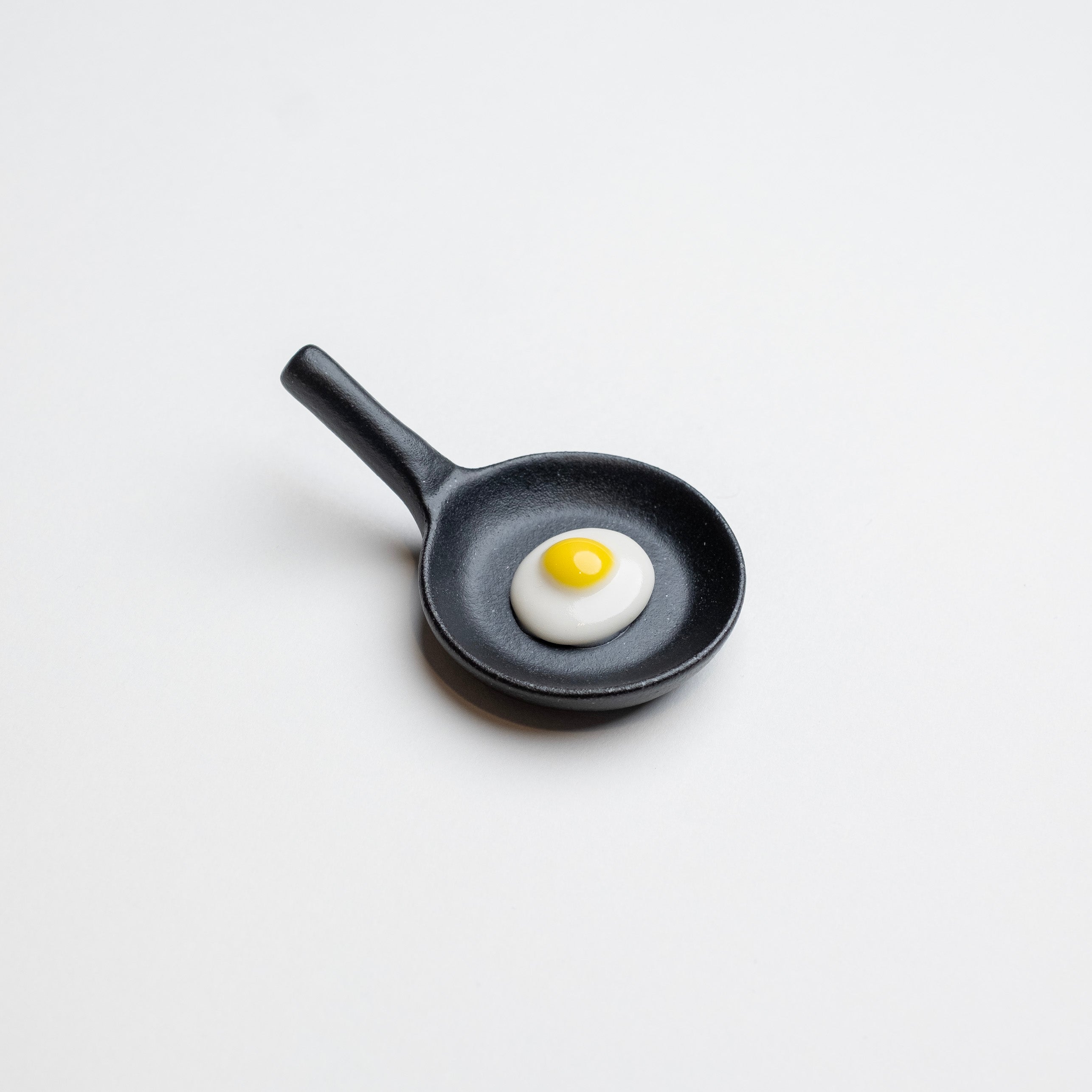 Sunny Side in Pan Chopstick Rest