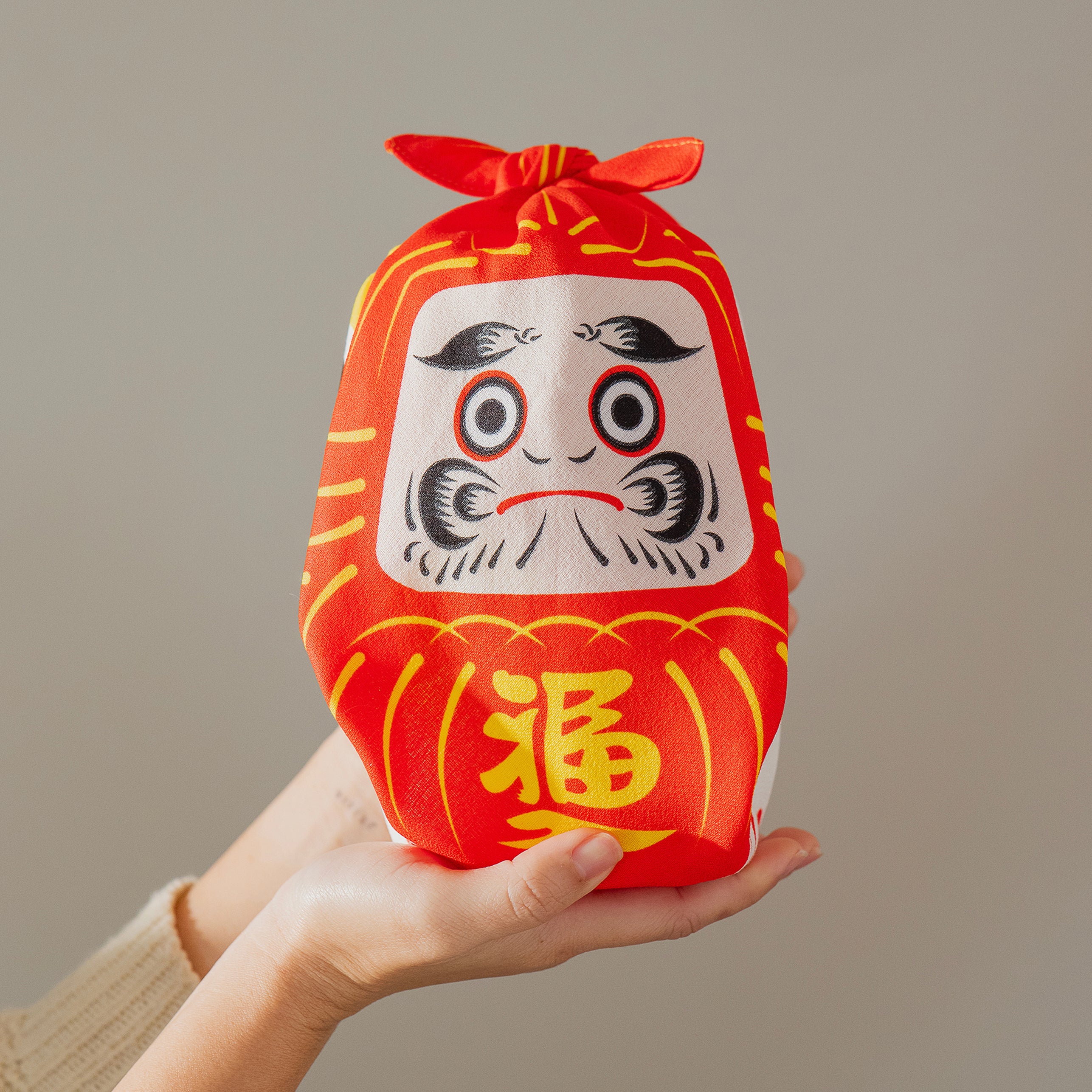 fuku-cochae-daruma-red-2.jpg