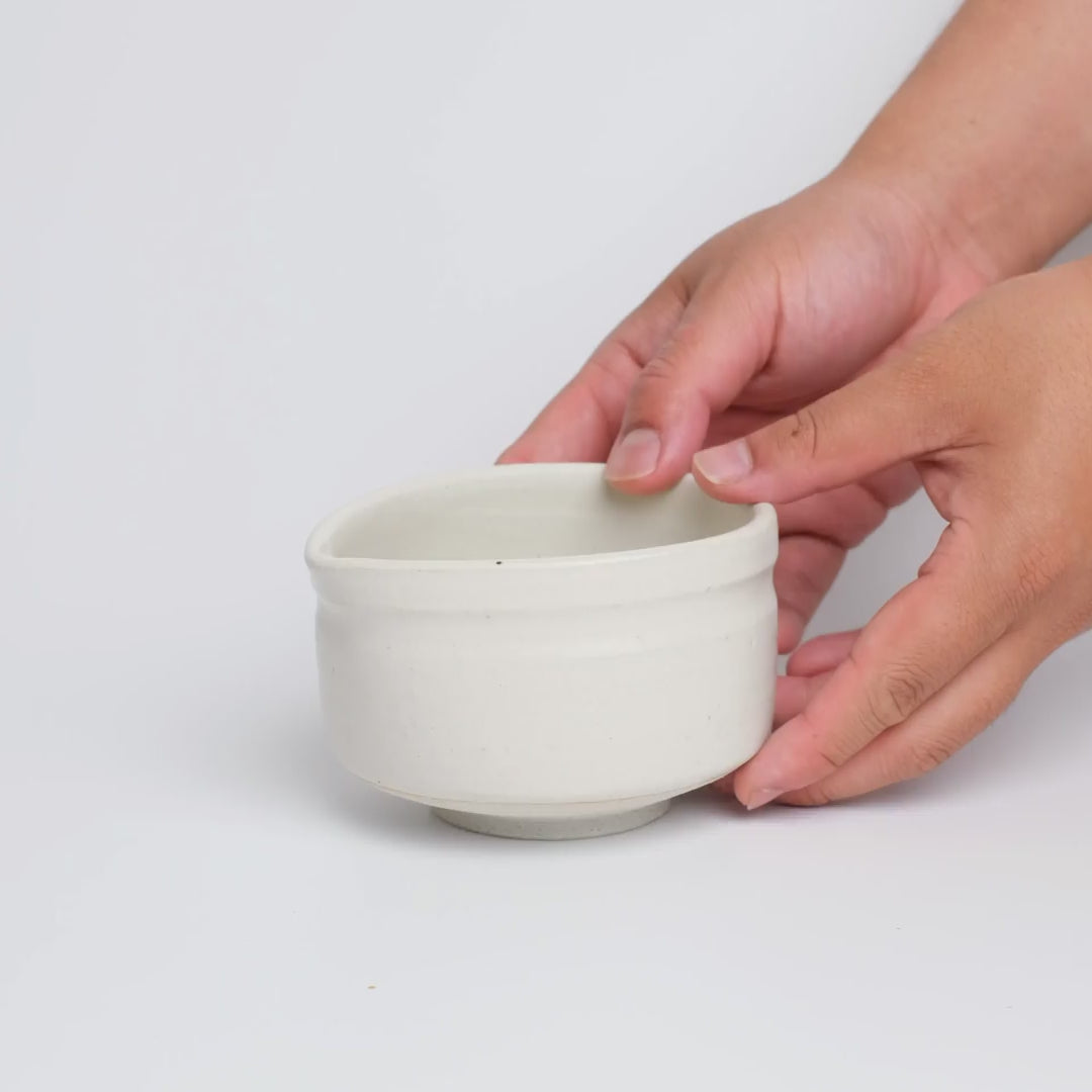 Matcha Bowl with Spout - Cream