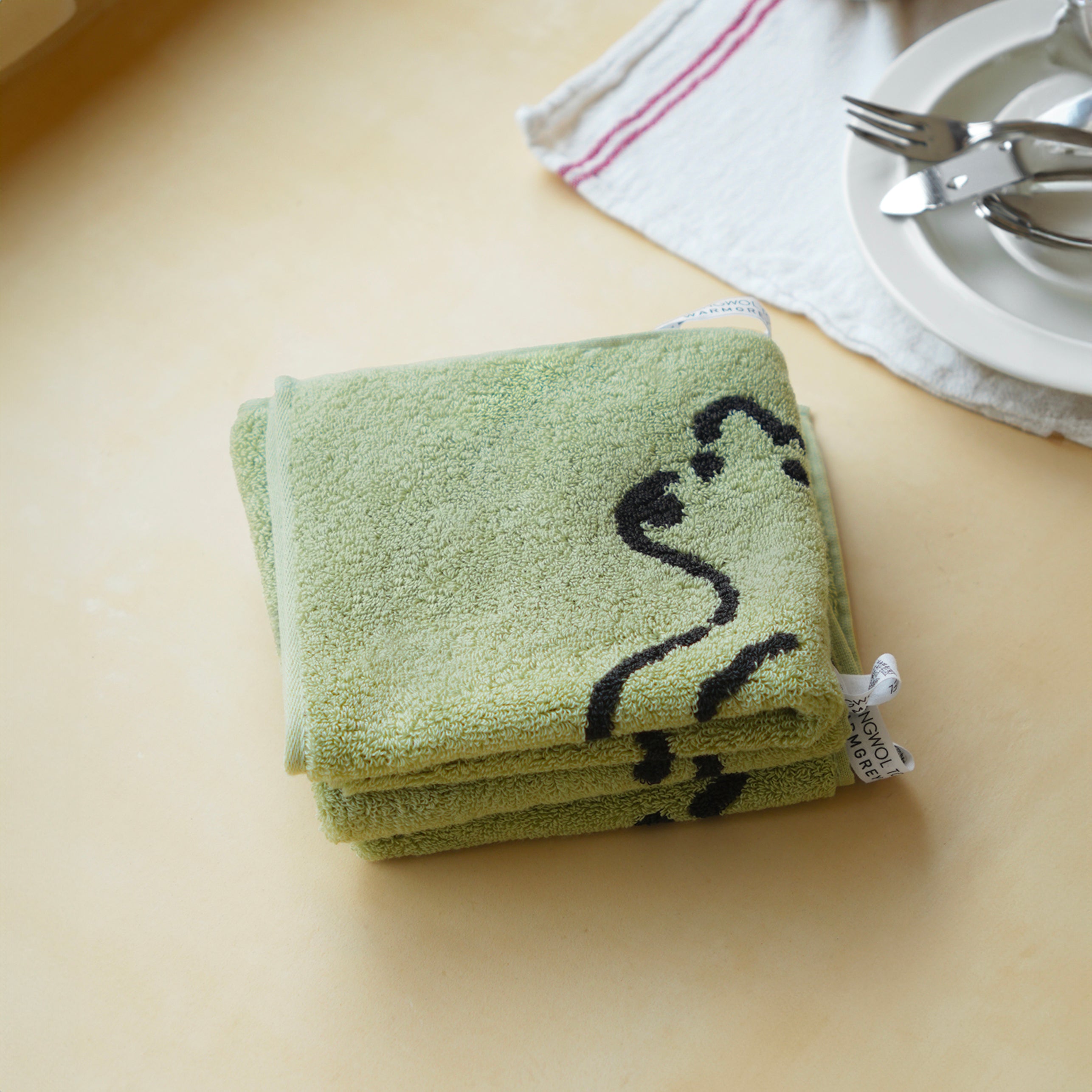 Huggy Bear Hand Towel Olive - 34cm