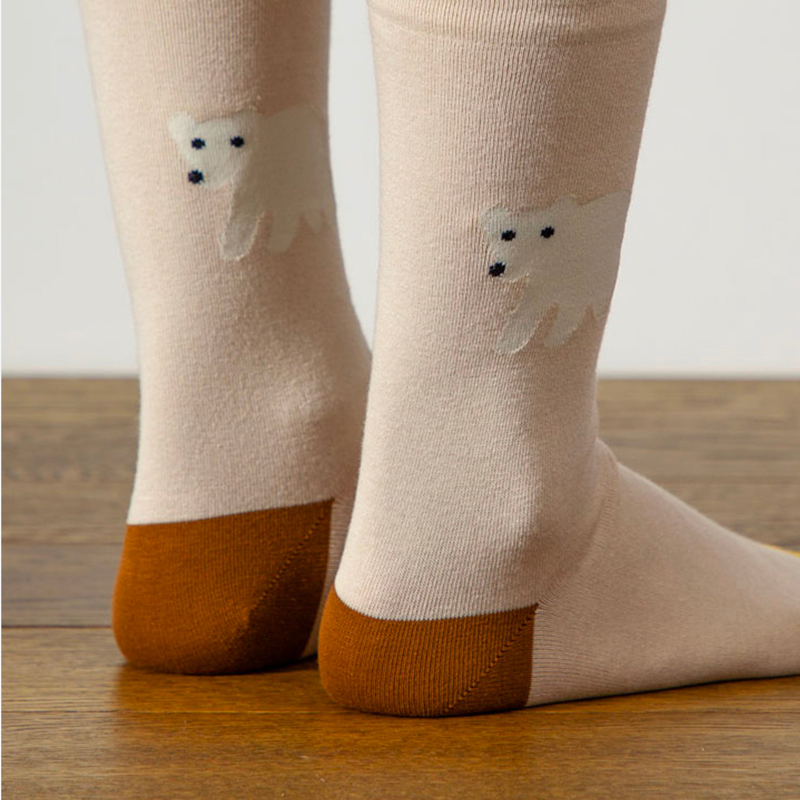 Rolling Bear Socks - Beige