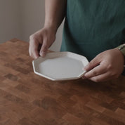 Jyuzan Angle Plate 18.5cm - Vanilla